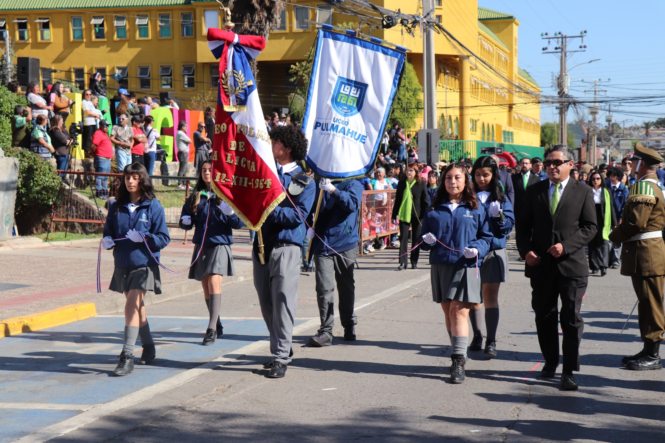 Más De 1600 Niños Y Niñas De La Ligua Homenajearon A Las Glorias Navales De Chile 9759